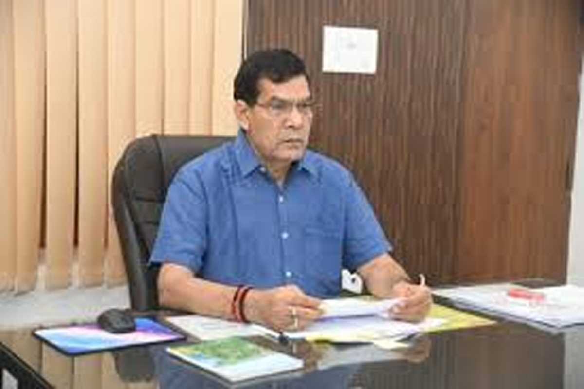 वाराणसी में साफ-सफाई सुनिश्चित हो, लाइट और सड़कों को दुरुस्त करने पर रहे फोकस : एके शर्मा